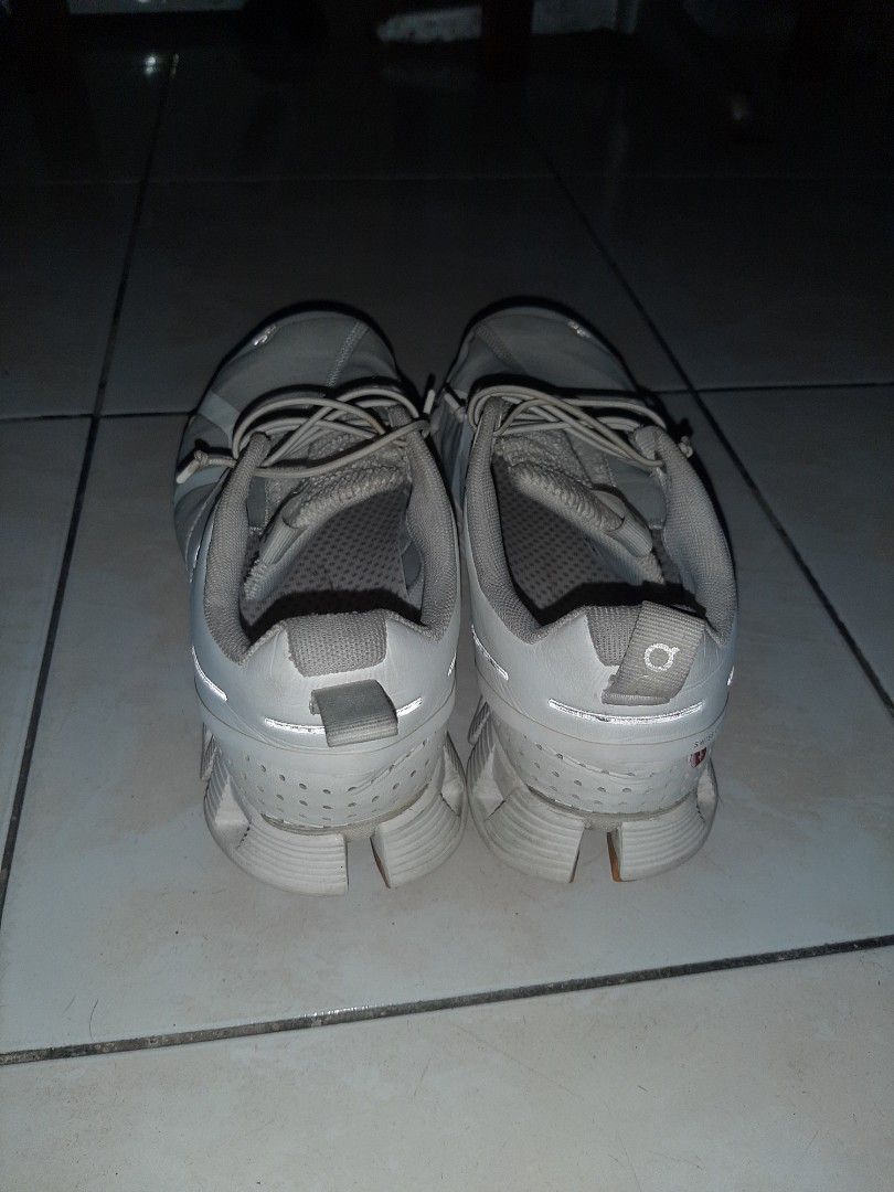 On Cloud terry (Category: Sneakers) located in Manila. Submitted by bukakong.67 (Listing ID 1469749284, Image 3). Description: - Brand: On Cloud - Model: Cloud Terry - Color: Off-white / Grey - Features signature CloudTec sole and speed-lacing system for effortless wear - Lightweight and breathable design, ideal for daily use or light workouts - Condition: Pre-loved in good working condition - Meetups available at Rocka Complex, Tabang, Plaridel,