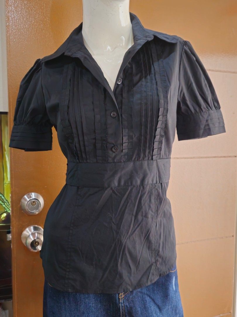 ONLY Black Puff Blouse (Category: Blouses) located in Manila. Submitted by vintage_revo.ph (Listing ID 1469575651, Image 3). Description: 👕Top Mine: ₱ 499 ‎ ‎🛍 + Shipping fee ‎✨️ PLEASE READ guidelines before buying ‎📷 Once acknowledged “yours” please dm me your order form + screenshot of the item.