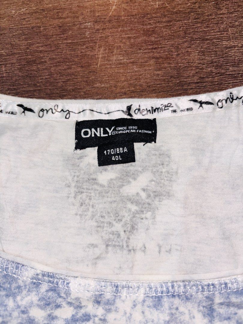 ONLY Y2K BabyTops (Category: Shirts) located in Manila. Submitted by erxm.thrift (Listing ID 1469684476, Image 3). Description: .