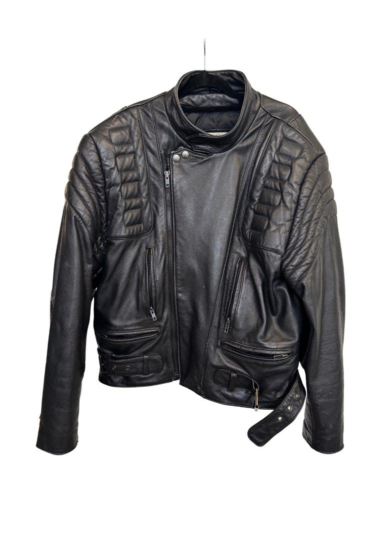 Open Road (Category: Coats, Jackets and Outerwear) located in Manila. Submitted by re.life.rack (Listing ID 1469638773, Image 2). Description: Vintage Motorbike Jacket Oversized Signs of wear (Vintage Piece!) Send a message for more detailed measurements.