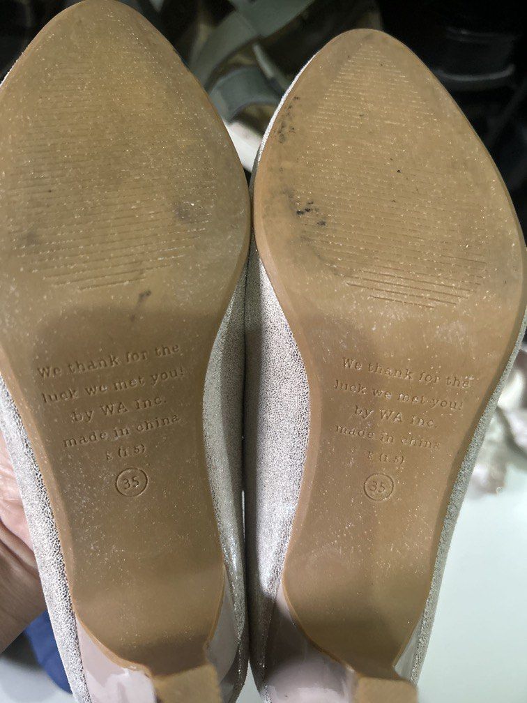 Oriental traffic size 35 (Category: Heels) located in Cavite. Submitted by cecitrifthshop (Listing ID 1469629759, Image 3). Description: a pair of shimmering gold or champagne-colored round-toe pumps from the japanese brand oriental traffic size 35 looks new .