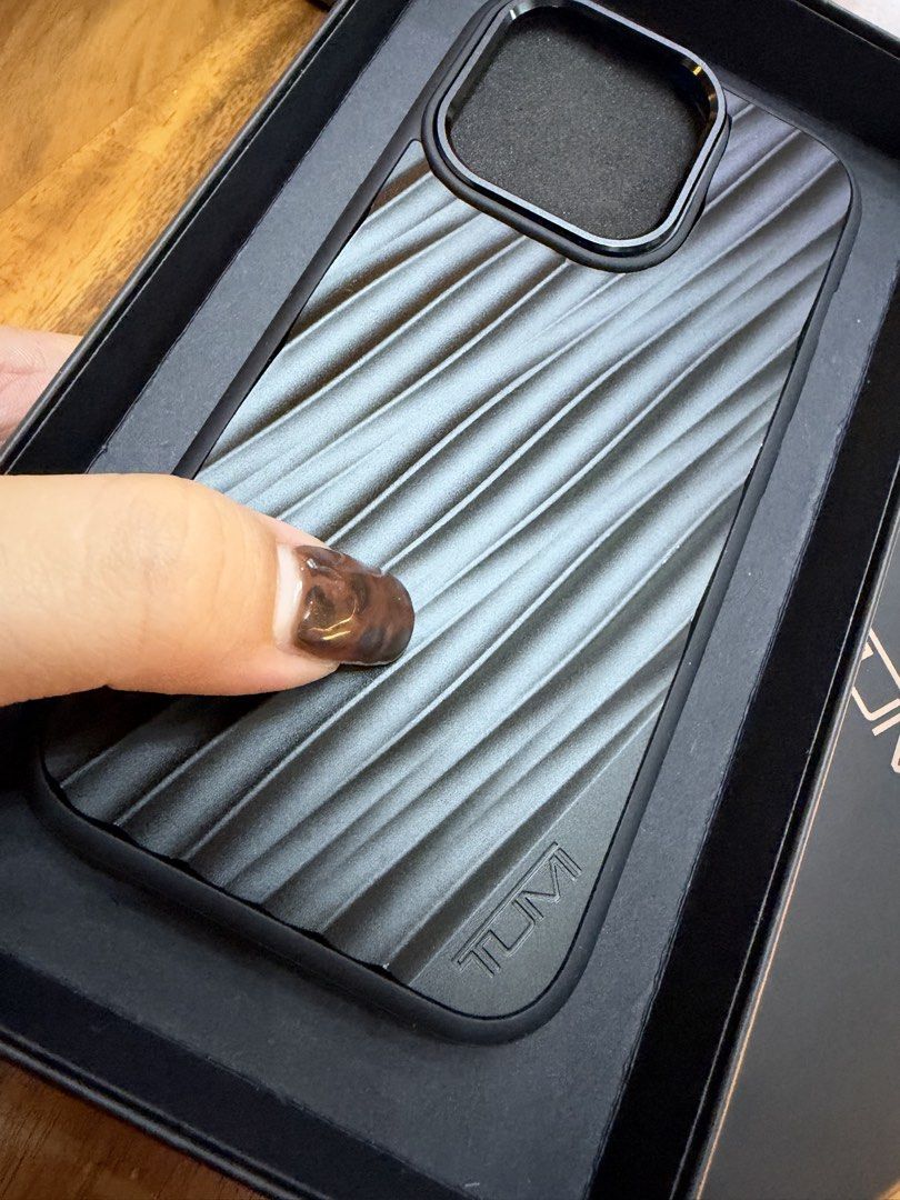 Orig tumi iphone 15 pro case (Category: Cases & Sleeves) located in Manila. Submitted by paupreloveditems88 (Listing ID 1469579044, Image 2). Description: .
