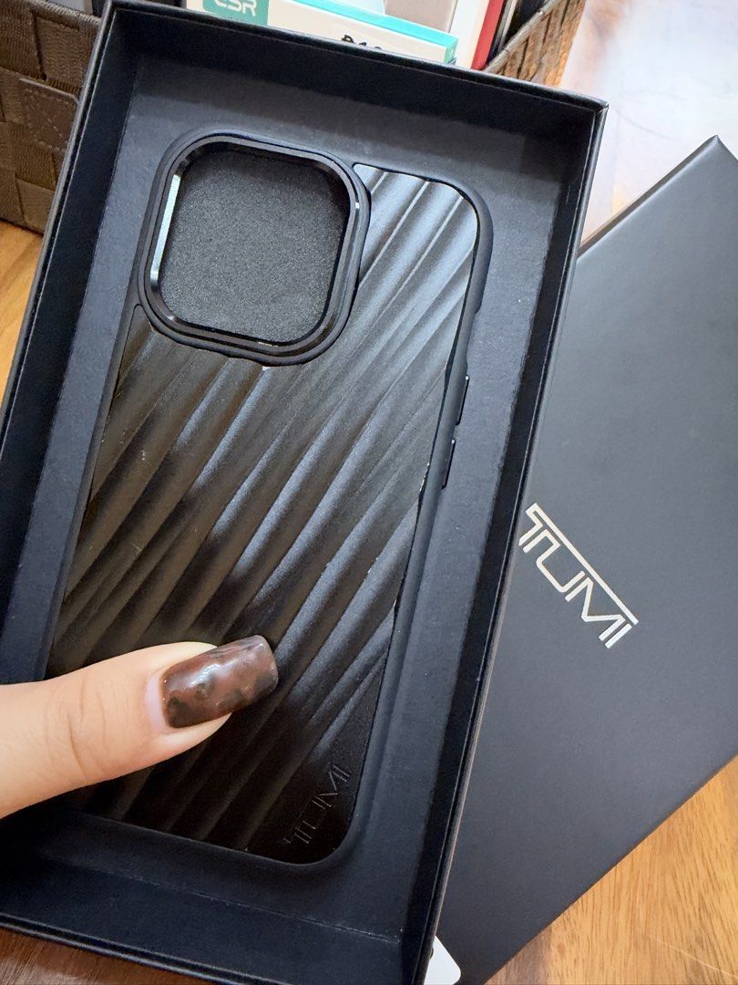 Orig tumi iphone 15 pro case (Category: Cases & Sleeves) located in Manila. Submitted by paupreloveditems88 (Listing ID 1469579044, Image 1). Description: .