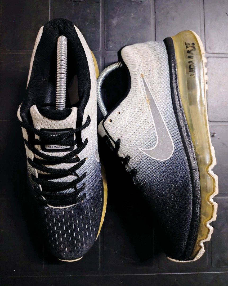 Original Pre Owned Shoes (Category: Sneakers) located in Manila. Submitted by mjatibagos2024 (Listing ID 1469697515, Image 2). Description: Original Pre Owned Shoes! SAUCONY Size: 9.5 Price: 700 Good condition NIKE AIR MAX 2017 Size: 8 Price:700 Good condition NIKE KYBRID S2 Size: 9.5 Price: 700 Good condition Pwedeng pamorma..., pwedeng pang sports pili lang mga sir..all are original pre owned shoes and please limit your expectations since this 