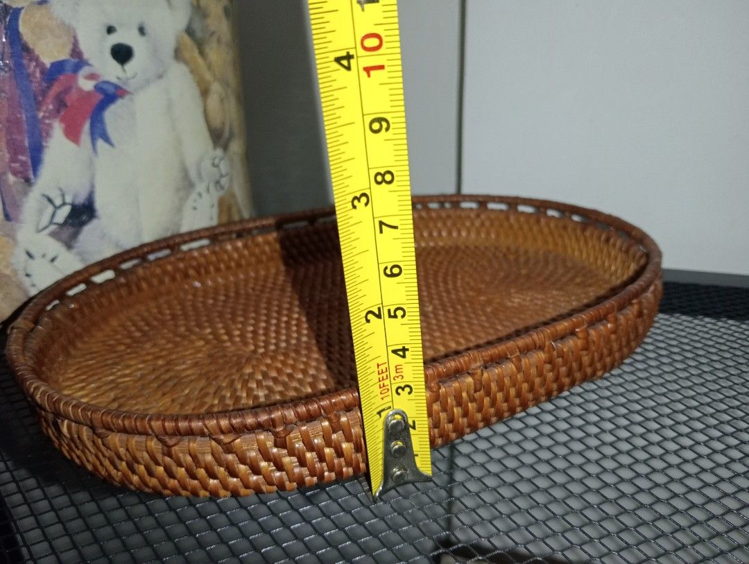 OVAL RATTAN (Category: Storage Boxes & Baskets) located in Kawit. Submitted by gieclutter (Listing ID 1469665433, Image 3). Description: Flakers and joy reservers are 𝗻𝗼𝘁 𝗮𝗹𝗹𝗼𝘄𝗲𝗱 Actual photos, sized precisely Verify item's dimensions first All sales are final—no returns, exchanges, or refunds 𝗖𝗢𝗡𝗗𝗜𝗧𝗜𝗢𝗡: ・𝗔𝗦 𝗜𝗦 ・has minimal dust and broken weaves 𝗟𝗢𝗖𝗔𝗧𝗜𝗢𝗡: Kawit, Cavite 𝗠𝗢𝗣: 𝗣𝗙/NO COD Item price + ₱𝟳𝟱 Minimum