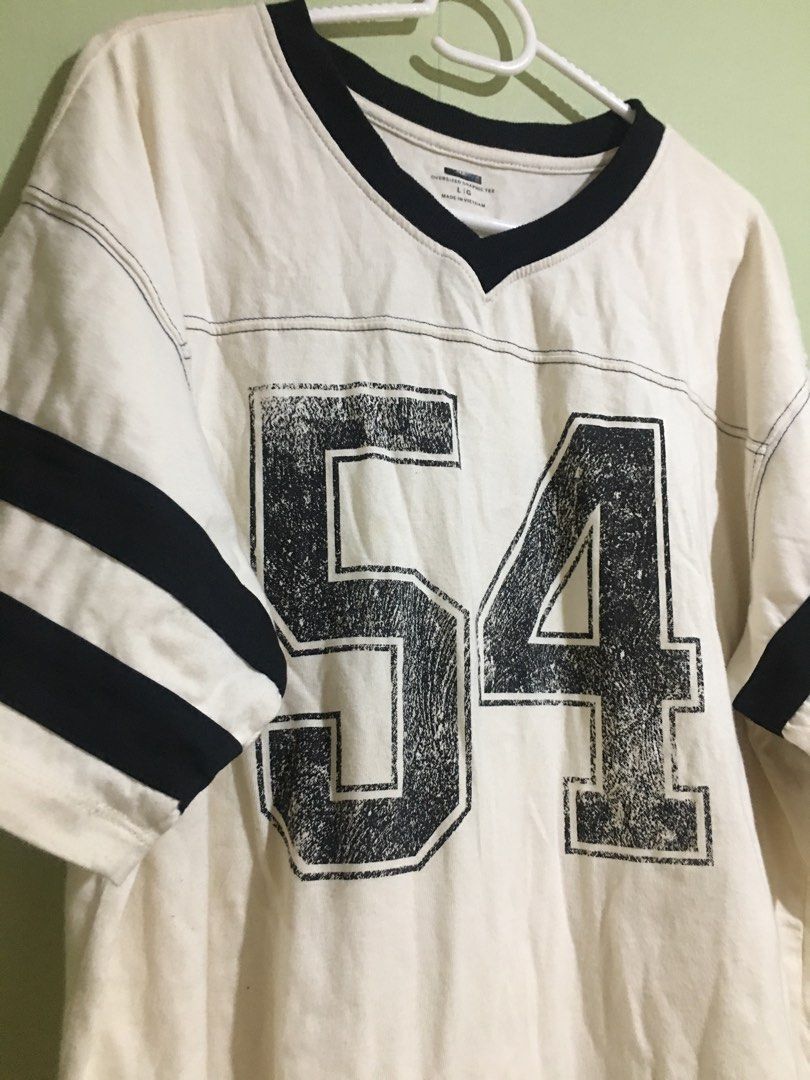 Oversized Graphic Tee Football Jersey Style (Category: Shirts) located in Cabuyao City. Submitted by 4everblooms (Listing ID 1469749434, Image 2). Description: - Size: Large - Origin: Made in Vietnam - Thick and high quality fabric! - Bought from SM - No issues.