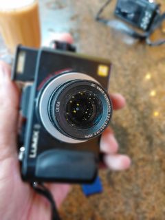 Panasonic Lumix FS7, Photography, Cameras on Carousell