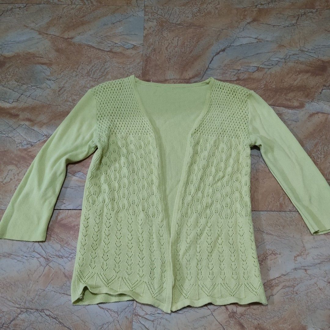 Pastel Lime Green Knit Cardigan (Category: Coats, Jackets and Outerwear) located in Valenzuela. Submitted by 0003c4 (Listing ID 1469709825, Image 1). Description: open-front design with long sleeves lightweight knit fabric with a vintage-inspired look best fits xs to small :) photo condition is provided but feel free to message me! location: Valenzuela or Malabon mod: lalamove or.