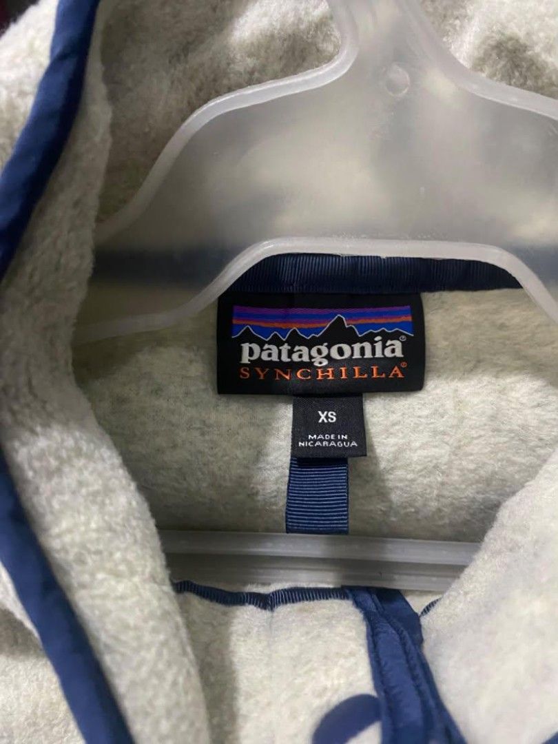 Patagonia Synchilla (Category: Coats, Jackets and Outerwear) located in Caloocan City. Submitted by jayjayb1738 (Listing ID 1469674509, Image 3). Description: .