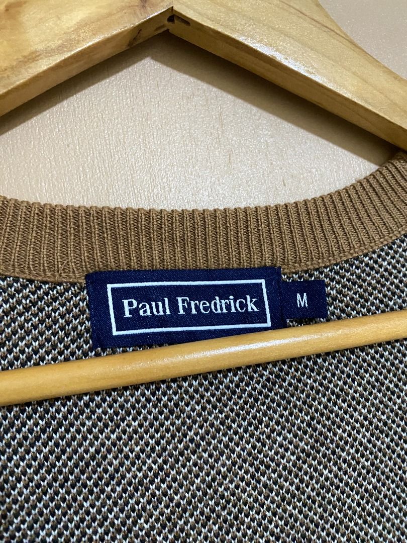 Paul Fredrick Knit Sweater Vest (Category: Coats, Jackets and Outerwear) located in Cadiz. Submitted by thespotcdz (Listing ID 1469588724, Image 2). Description: Medium on tag Width 21" Length 29" 9.5/10 rate w/ minor issue.