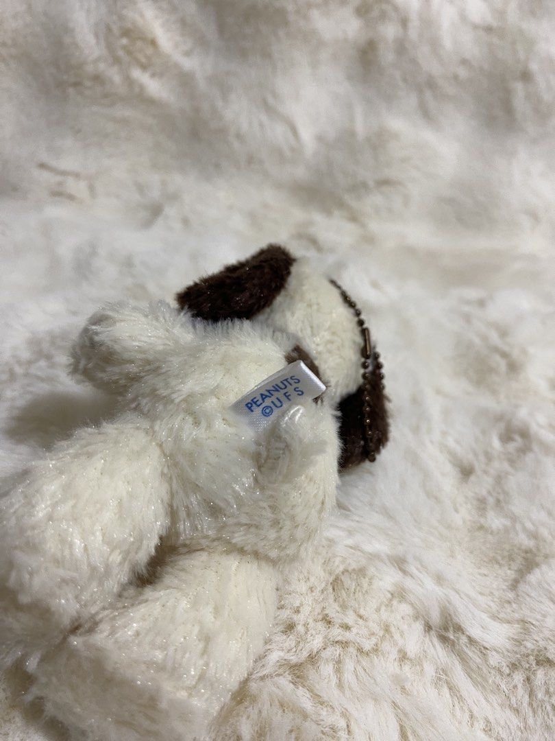 Peanuts’ Snoopy plush charm (Category: Plushies & Soft Toys) located in Kalibo. Submitted by ollie_stuffshop (Listing ID 1469579506, Image 3). Description: Before you send your inquiries: ❗️Last Price is already posted ❗️Manage your expectations, WYSIWYG ❗️May need washing ❗️Dropoff is every Wednesday & Sunday.