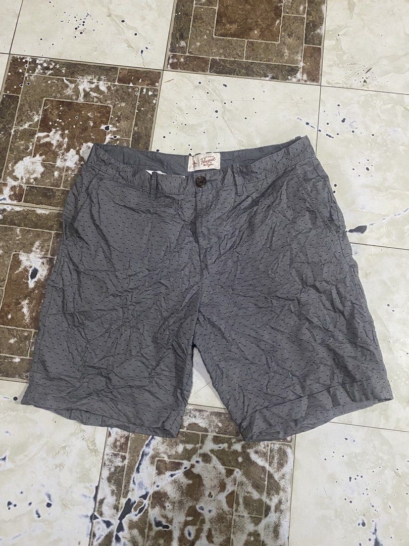 Penguin short (Category: Shorts) located in Tagoloan. Submitted by puretiger-389e (Listing ID 1469684362, Image 2). Description: Penguin short Excellent condition Size 34 waistline 18.5 Length No issue.