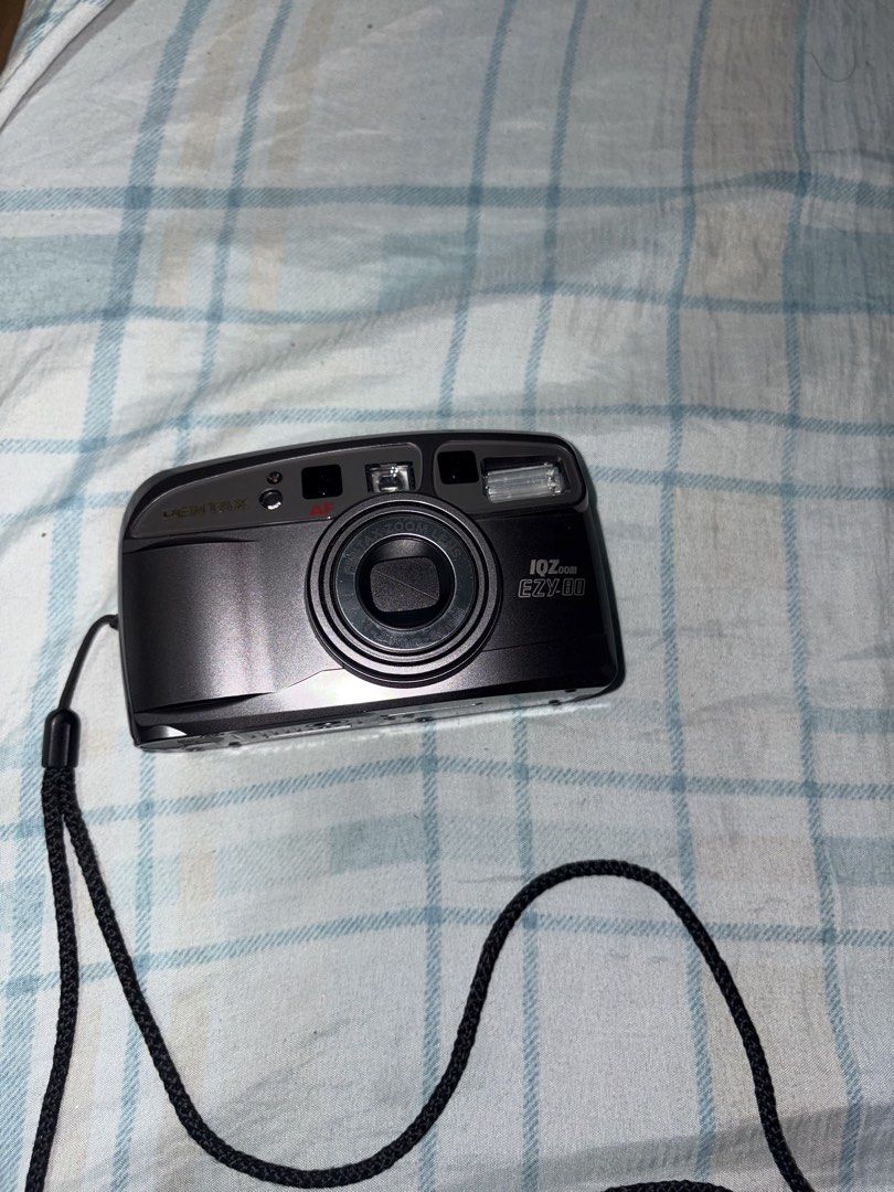 PENTAX EZY-80 CAMERA (Category: Cameras) located in Manila. Submitted by weaniceteee (Listing ID 1469714735, Image 1). Description: - PM for details.