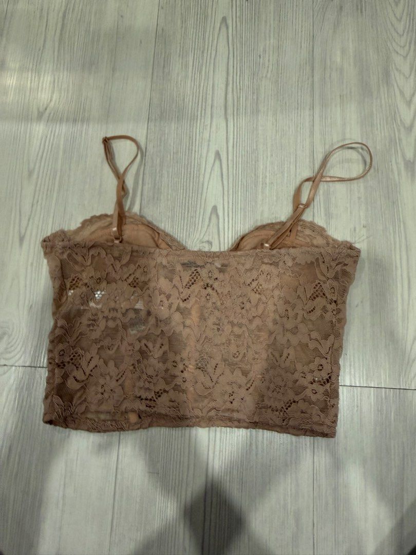 Pink Corset Lace (Category: Undergarments & Loungewear) located in Manila. Submitted by thethriftlab (Listing ID 1469696814, Image 3). Description: .