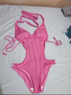 (Category: ) located in . Submitted by YSL80022 (Listing ID 1469687773, Image 1). Description: .