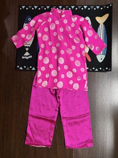 (Category: ) located in . Submitted by urbanwear (Listing ID 1469679790, Image 1). Description: .