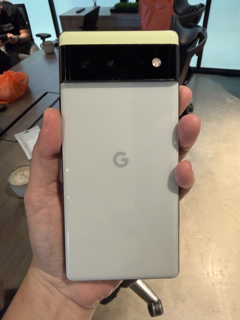 Pixel 6 128GB (Category: Google Pixel) located in Rizal. Submitted by jetdividor (Listing ID 1469580544, Image 3). Description: Selling my Pixel 6 128GB Complete accessories with free sealed tempered glass(with another one installed) Meet up: Rob Antipolo.