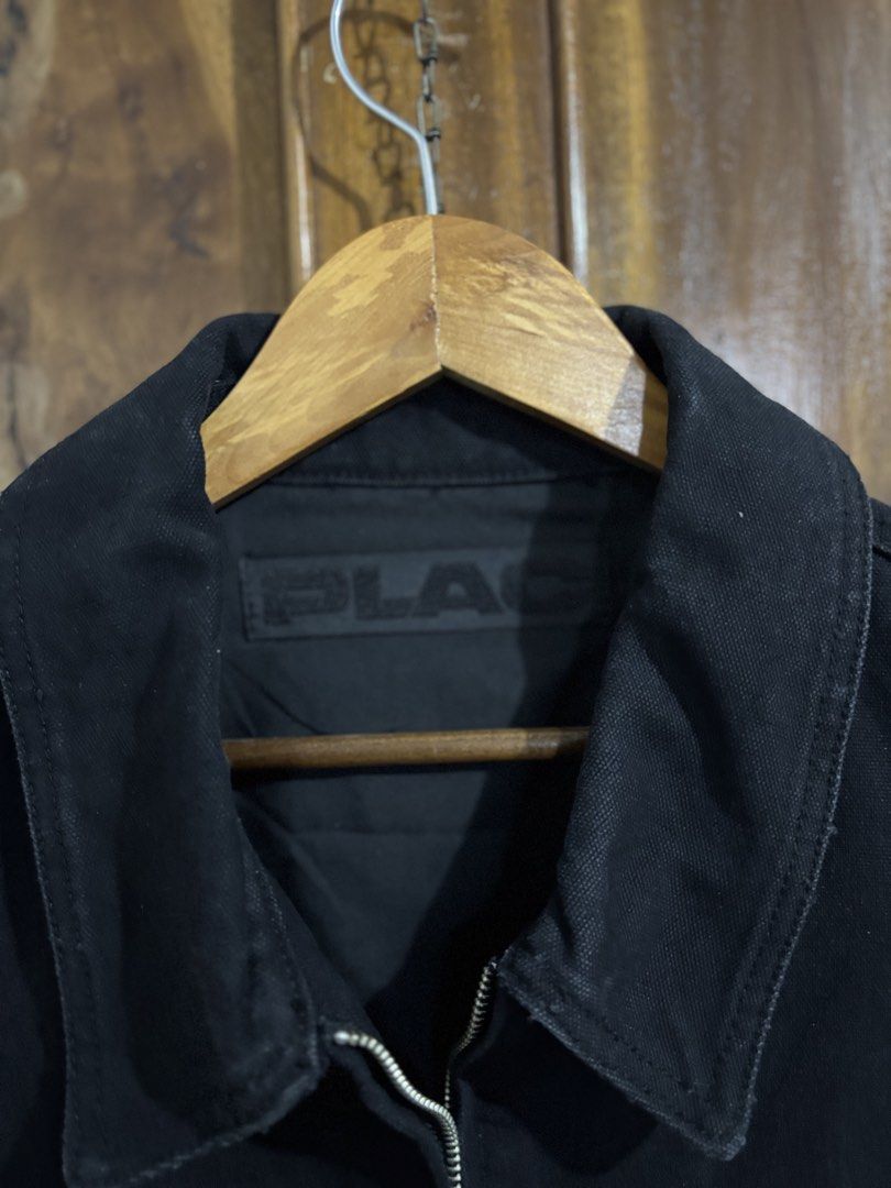 PLAC HEAVY CANVAS (DETROIT) JACKET (Category: Coats, Jackets and Outerwear) located in Malaybalay. Submitted by hagdawhits (Listing ID 1469671203, Image 3). Description: PLAC HEAVY CANVAS (DETROIT) JACKET Ykk Zipper closure Good Condition Black Colorway 2 Side Pocket Tag: M Dimes: 24pit-pit x L27 Shoulder: 20.5 inches Sleeve: 24 inches Issues: need wash only (see pics) mine: 850+sf ❗️all items are thrifted manage your expectation ❗️color may vary