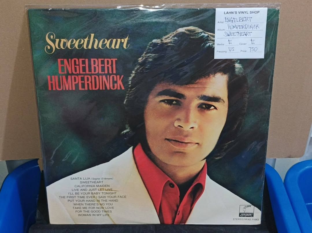 PLAKA RECORDS 6 (Category: Vinyls) located in Manila. Submitted by nw101 (Listing ID 1469701063, Image 3). Description: Vinyl Records Price nasa pics na po. Free shipping na po if you buy 5 pcs or more. NO RESERVATION ( iwas joy miner / joy reserver) Manila : Pick up, rider pick up or JNT Provincial : LBC or JNT Like us & follow : Lahn's Vinyl Shop.