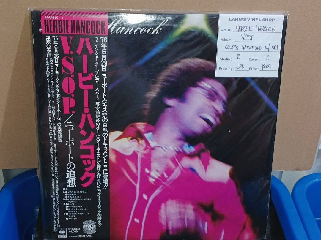 PLAKA RECORDS 7 (Category: Vinyls) located in Manila. Submitted by nw101 (Listing ID 1469701505, Image 1). Description: Vinyl Records Price nasa pics na po. Free shipping na po if you buy 5 pcs or more. NO RESERVATION ( iwas joy miner / joy reserver) Manila : Pick up, rider pick up or JNT Provincial : LBC or JNT Like us & follow : Lahn's Vinyl Shop.