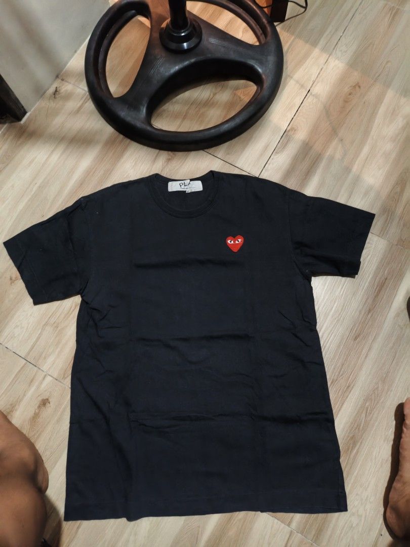 Play CDG Shirt (Category: Tshirts & Polo Shirts ) located in Manila. Submitted by sigma.vtg (Listing ID 1469687897, Image 1). Description: Pinholes 699 + sf.