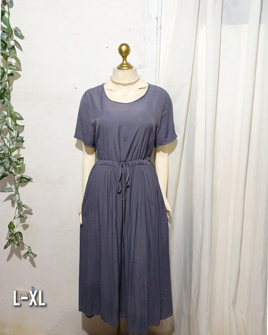 Plus size gray retro midi dress (Category: Dresses) located in Pateros City. Submitted by amj_amj (Listing ID 1469683840, Image 1). Description: .