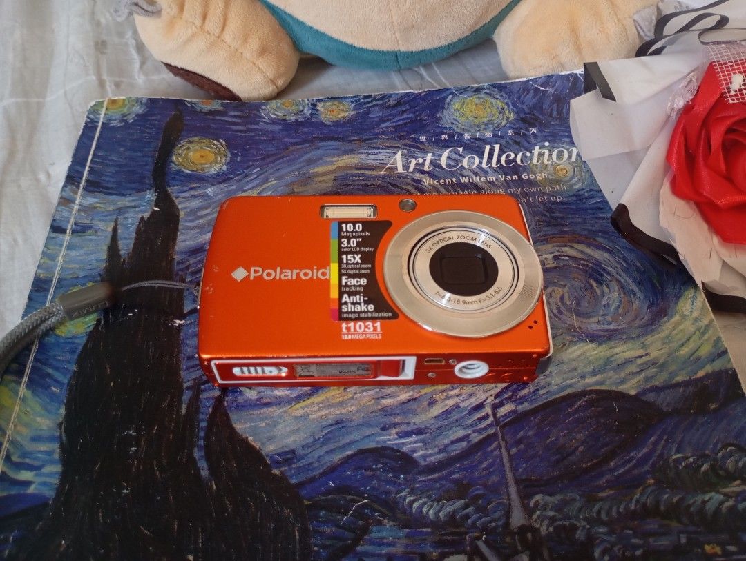Polaroid t1031 (Category: Cameras) located in Quezon City. Submitted by aendythings (Listing ID 1469653335, Image 1). Description: FS: Polaroid T1031 1500 ✅ body condition 9/10 my lcd burn d affected sa output inclusion battery ✅ memory 32gb ✅ clip charger ✅ issue: working but lens error.