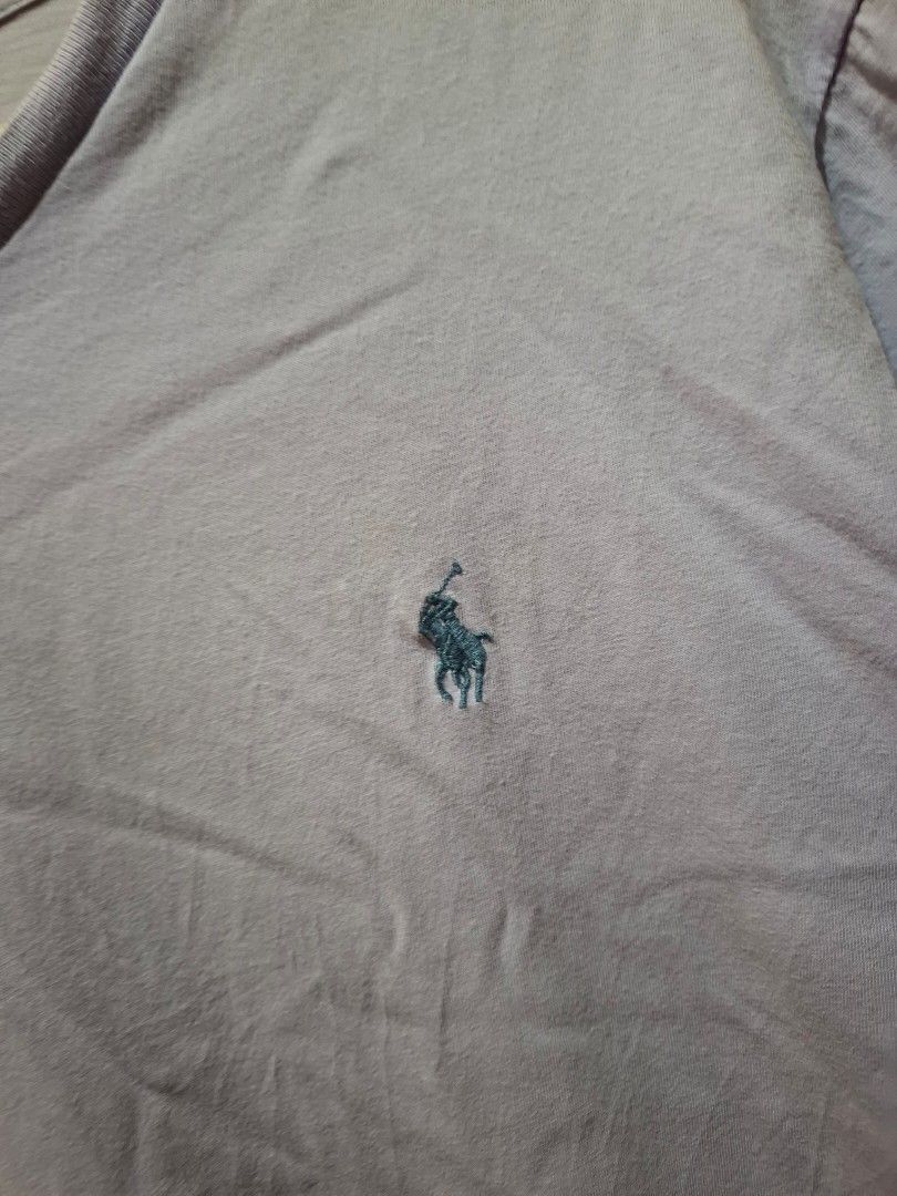 POLO RALPHA LAUREN CLASSIC FIT SHIRT - MEDIUM (Category: Tshirts & Polo Shirts ) located in Manila. Submitted by bonaobrag55538 (Listing ID 1469631313, Image 2). Description: DIMES: 21*25 EXCELLENT CONDITION ISSUE: SIGN OF USAGE.