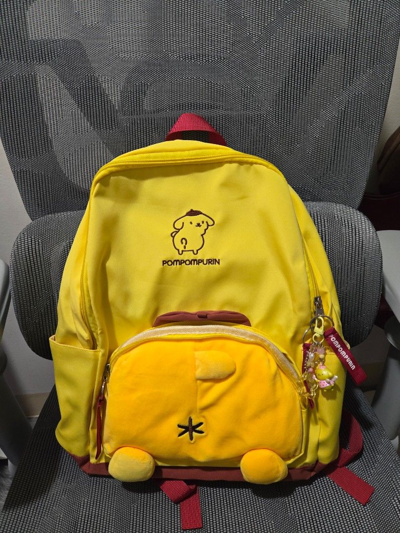 Pompompurin Bag (Category: Backpacks) located in Cavite. Submitted by athnchl (Listing ID 1469751951, Image 1). Description: Pompompurin Backpack 🎒 400 pesos no etiketa.