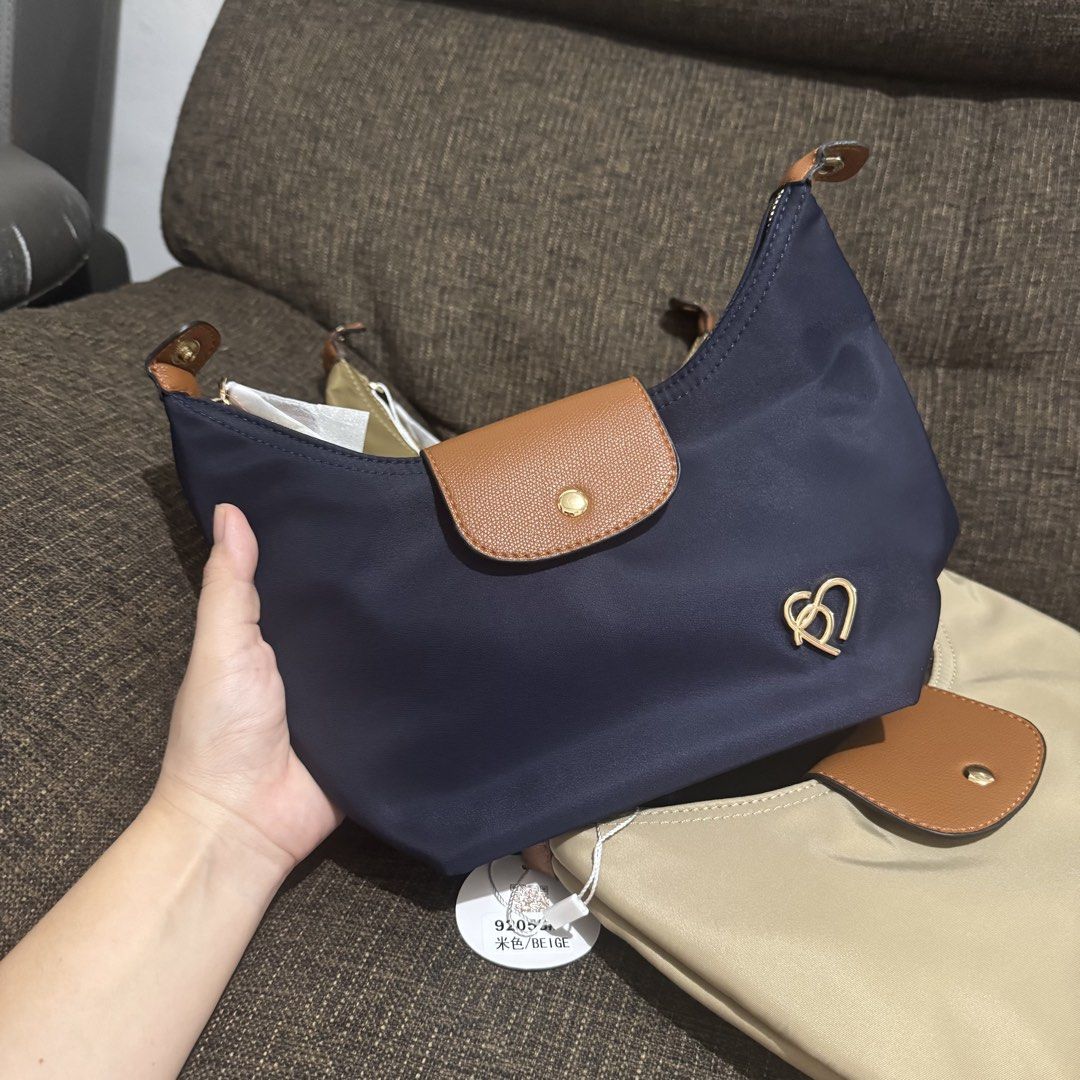 Pony TwentyEight Moya (Category: Cross-body Bags) located in Bulacan. Submitted by mykakarizza (Listing ID 1469749048, Image 3). Description: SALE✨✨ ₱700 onlyyy (Reg price 800) Pony TwentyEight Moya Size: 25 x 22 x 11 cm 📸 Actual pics! 🙋🏻‍♀️ ─── ✦ ─── ✦ ─── ✦ ─── ✦ ─── 🛍️ LOOKING FOR MORE RESELLERS 🛍️ ✨ Buy 3 pcs of ANY items — FREE SHIPPING NA!🚚 ✨ Buy 10 items → FREE SF + ₱50 OFF EACH! 💖 PM us for 30 pcs & up WS 🤍 #Mallpulloutbagssupplie