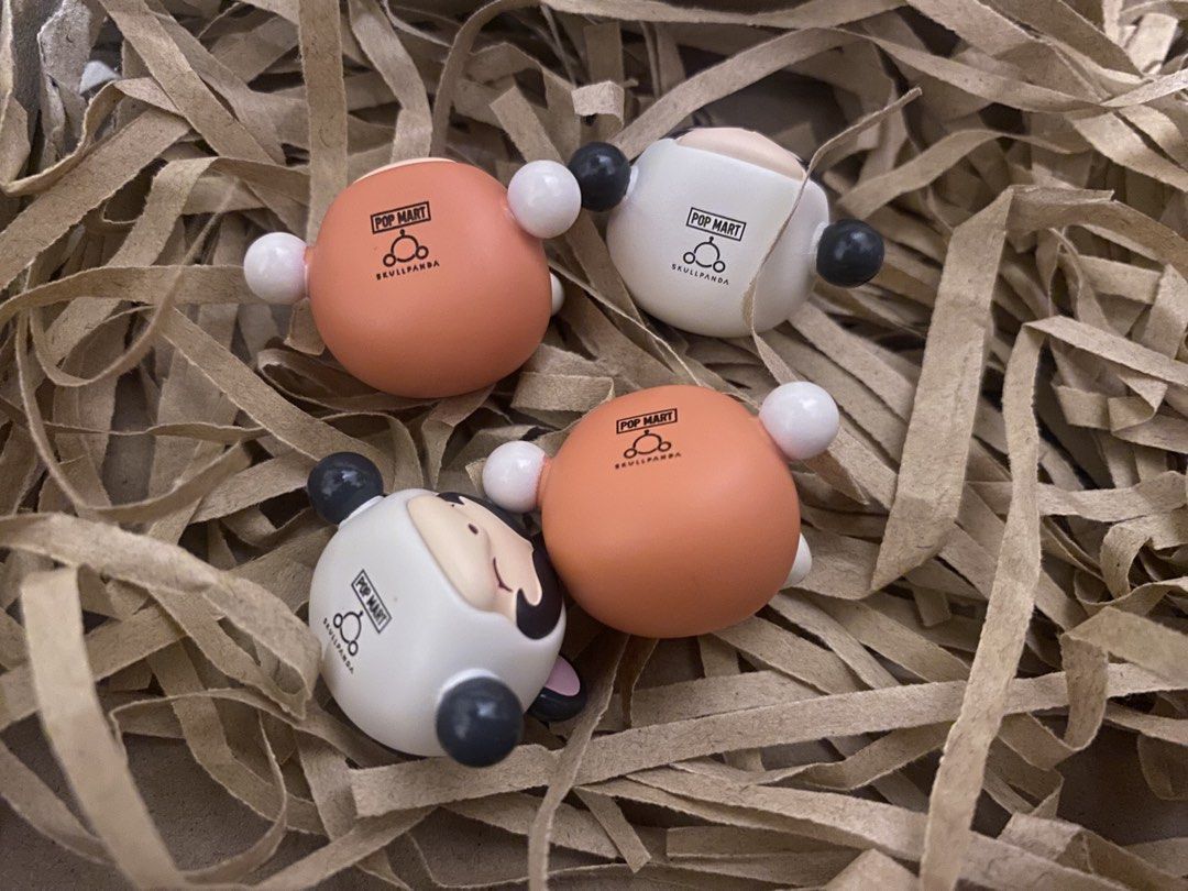 PopMart SkullPanda PopBeans 🐼 (Category: Designer & Blind Box Toys) located in Cainta. Submitted by lilxbigloveplayhouse (Listing ID 1469740737, Image 2). Description: - 150php each (2 pandas, 2 red pandas) - As is.