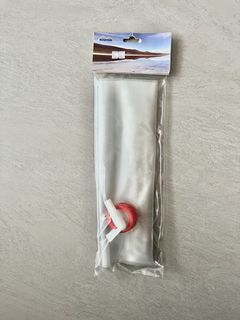 Colgate x Hello Kitty Limited Edition Outdoor Mat, 運動產品, 行山及露營 - Carousell