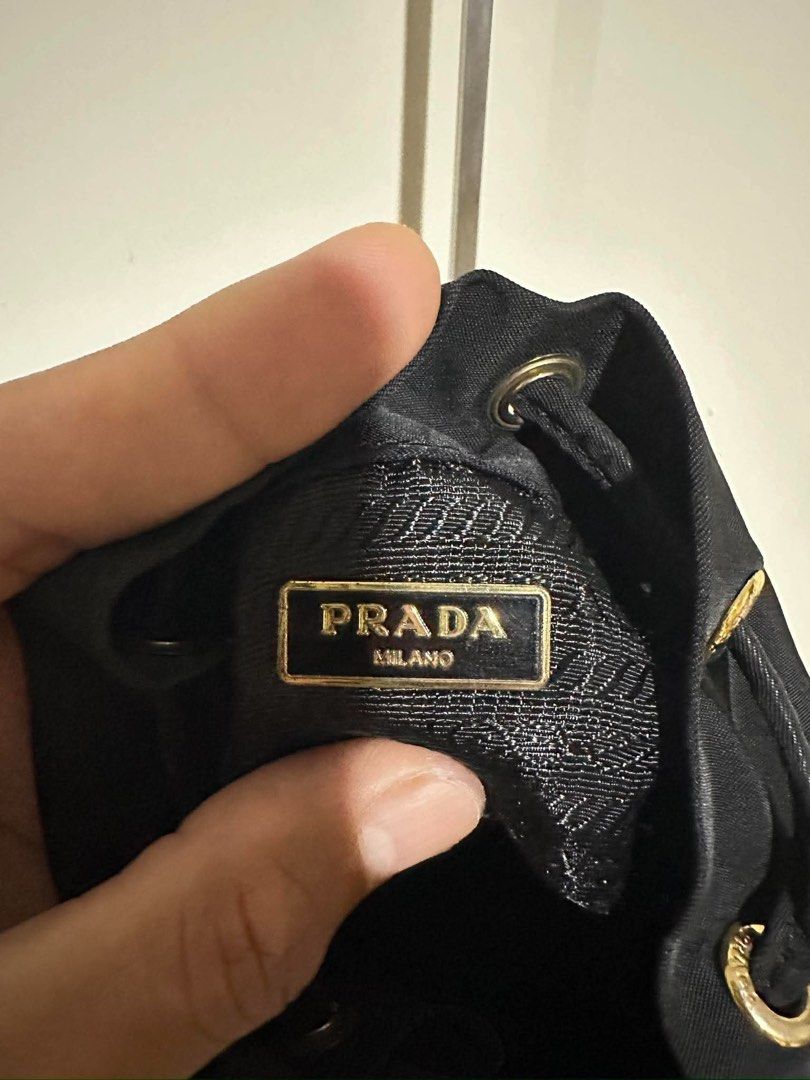 Pradaaa (Category: Announcements) located in Caloocan City. Submitted by ukaysbagsph (Listing ID 1469676337, Image 3). Description: Good condition .
