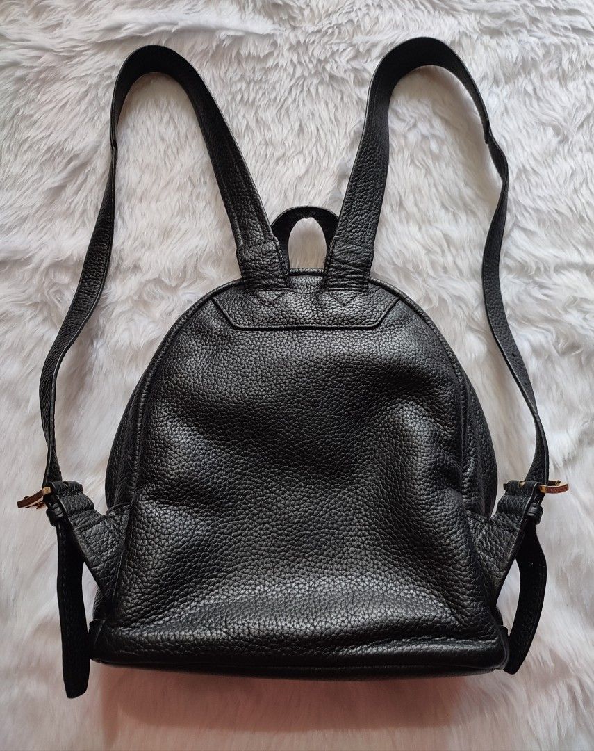 Preloved Michael Kors Back pack (Category: Luxury Bags & Wallets) located in Bulacan. Submitted by mandjays (Listing ID 1469612445, Image 2). Description: Good condition Please check all pictures posted. Strictly no returning of item. Negotiable!.