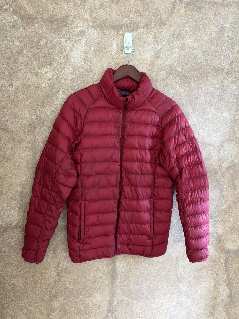 Premium Quality Puffer Jacket (like uniqlo) (Category: Coats, Jackets and Outerwear) located in Quezon City. Submitted by mikeylachua29 (Listing ID 1469652663, Image 2). Description: Very good condition Color: deep red Size: large.