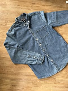 (Category: ) located in . Submitted by prelovedstall (Listing ID 1469637101, Image 1). Description: .