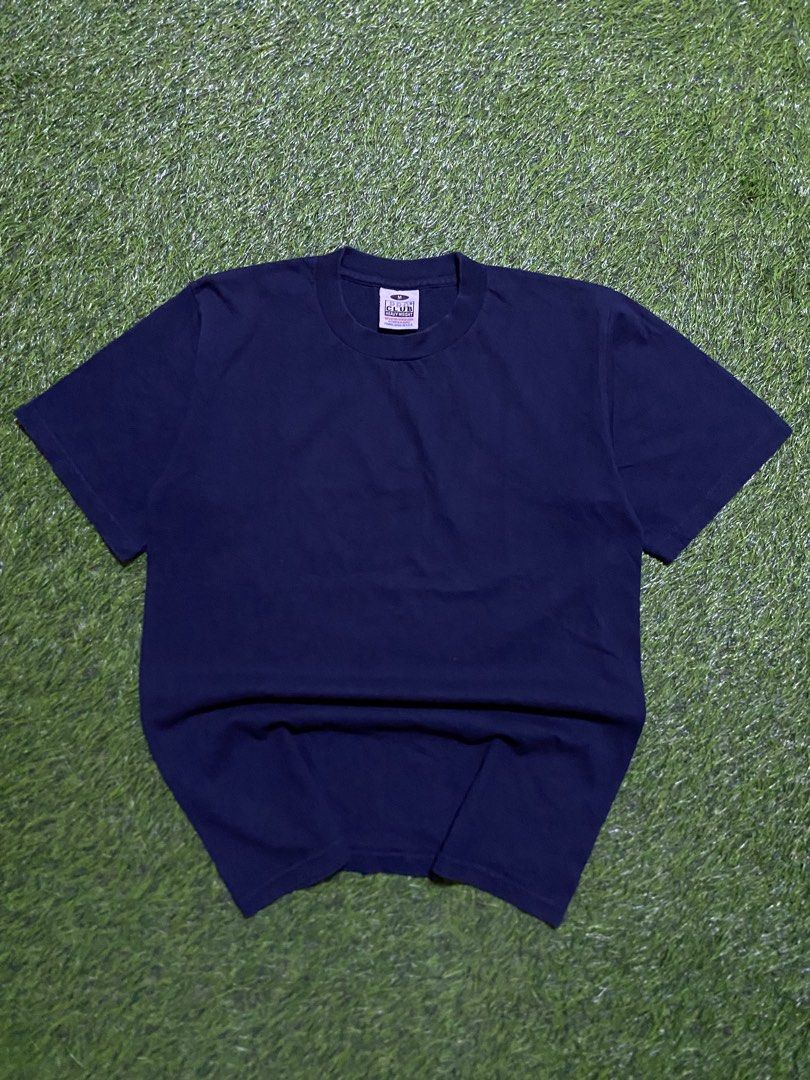 PRO CLUB (Category: Tshirts & Polo Shirts ) located in Manila. Submitted by niftythrifttt (Listing ID 1469722386, Image 1). Description: PRO CLUB SIZE M TO L WIDTH - 19.5 LENGTH - 27 COLOR RATE 9.5 EXCELLENT CONDI NO ISSUE.