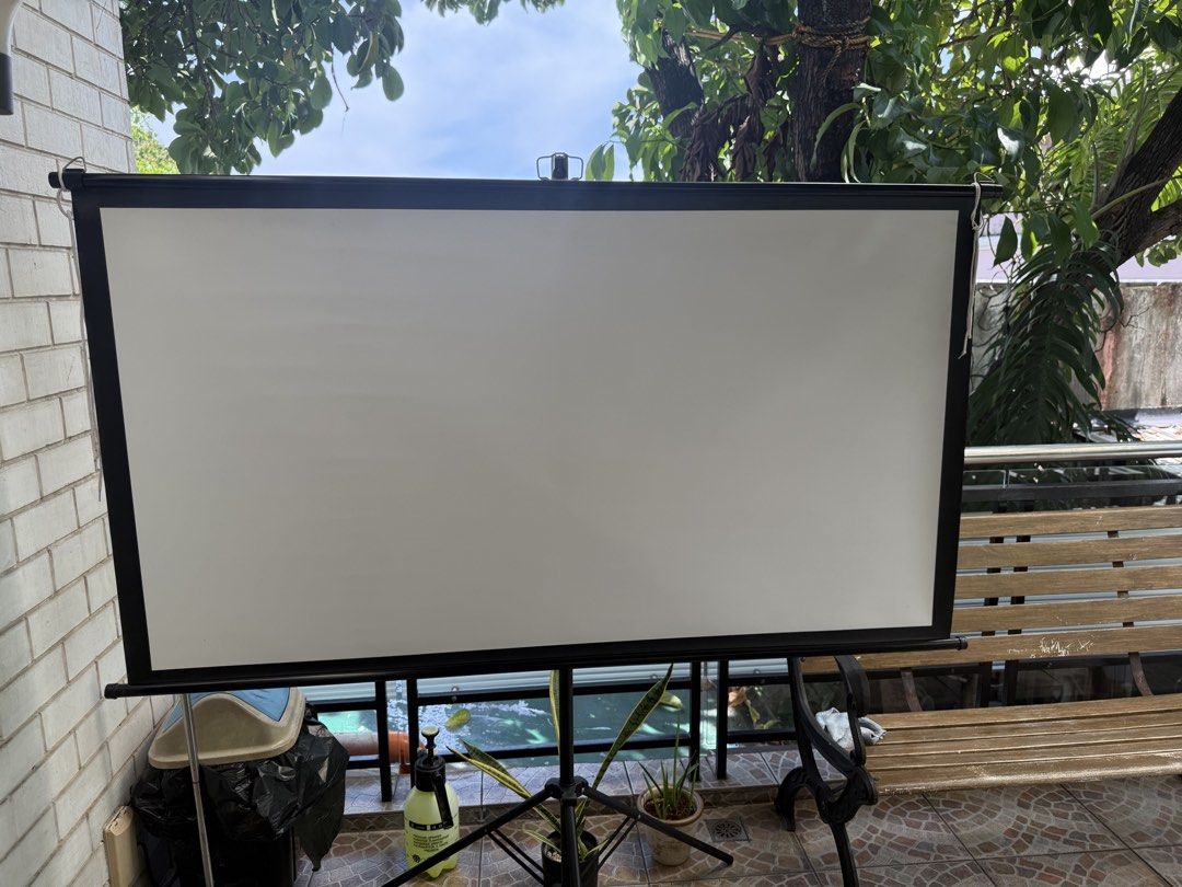 Projector screen (Category: Projectors) located in Pateros City. Submitted by liebe.hehi (Listing ID 1469613255, Image 2). Description: Projector screen w/ tripod (72 inches) w/ free projector tripod Can do video call for proof. GCash payment only. J&T/Lalamove (shipping fee will be shouldered by the buyer)..