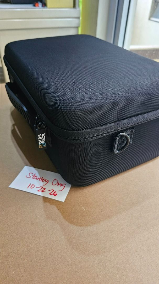 PSA Slab Case Card Storage with Strap (Category: Trading Cards Accessories) located in Manila. Submitted by satotoys (Listing ID 1469662091, Image 2). Description: BRAND NEW SLAB CASE STORAGE ✅3 SLOT ZIPPER CASE WITH STRAP ✅14 x 9.5 x 6 inches external dimensions ✅can hold around 70-80 slabs RFS: Too big can't fit cabinet ⚡ 𝐏𝐑𝐈𝐎𝐑𝐈𝐓𝐘: 𝐅𝐈𝐑𝐒𝐓 𝐓𝐎 𝐏𝐀𝐘 🚚 Shipping via Lalamove (Buyer shoulders SF) 💵 MOP: GCash 📦 𝐏𝐚𝐲𝐦𝐞𝐧𝐭 𝐟𝐢�