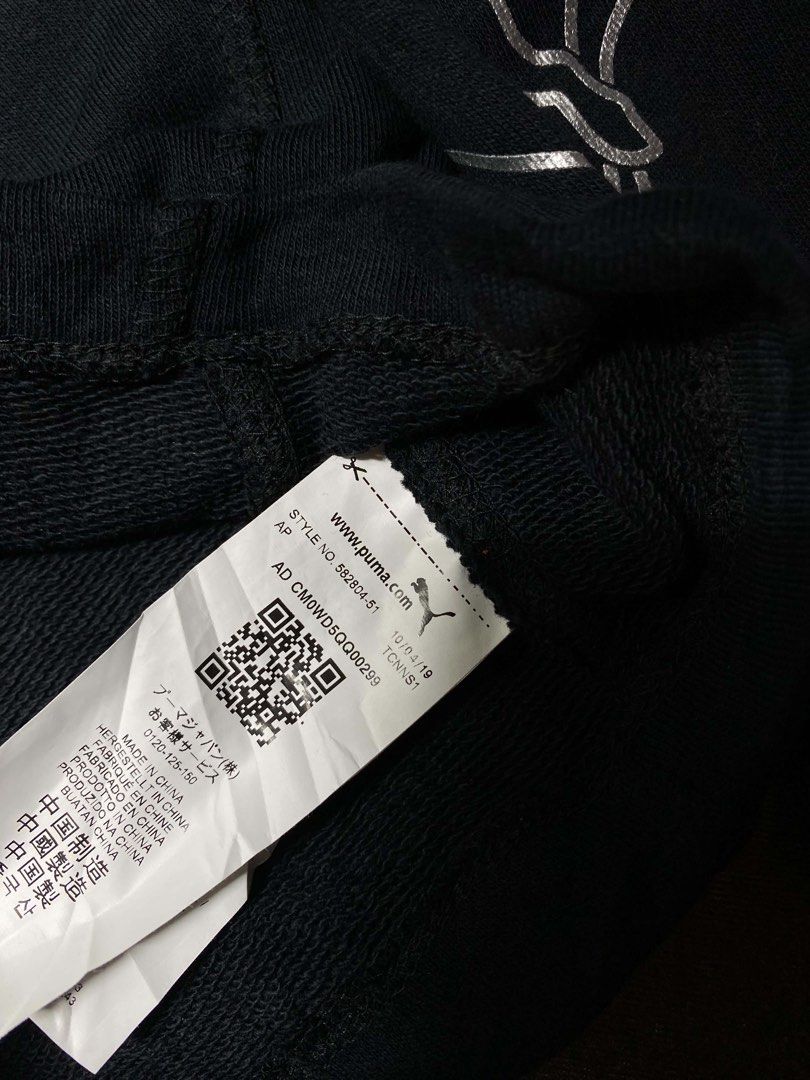 Puma Black Crop Sweatshirt Size L (Category: Coats, Jackets and Outerwear) located in Cavite. Submitted by bellewii (Listing ID 1469681364, Image 2). Description: - Brand: Puma (Style No. 582804-51, Made in China) - Size: Asian L (Cropped fit) - Color: Black with metallic prints - Details: Large gold Puma lettering on right sleeve, four silver leaping cats on left sleeve, and embroidered gold jumping cat logo on chest - Features: Ribbed crew neck