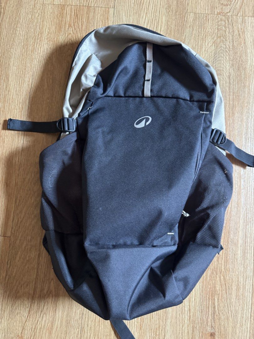Quechua NH Arpenaz 100 20L Backpack Black Bicolor (Category: Backpacks) located in Pasay City. Submitted by michmonteros (Listing ID 1469579327, Image 1). Description: - Brand: Quechua NH Arpenaz 100 - Capacity: 20L (Bicolor Black & Grey) - Condition: Brand new with tag attached - Comfort: Lightweight build with padded shoulder straps and adjustable chest strap - Storage: Mesh side pockets, internal zippered pocket, and a divider sleeve - Ideal f