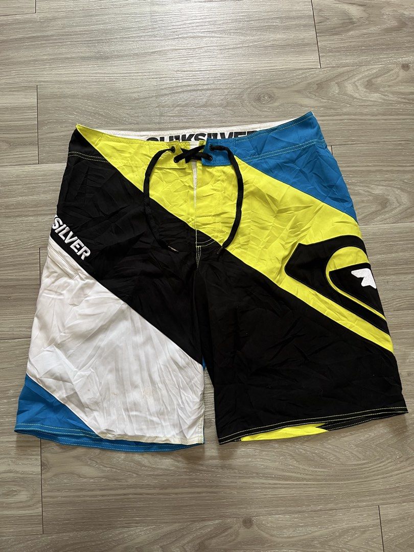 Quiksilver Board Short (Category: Swim Trunks & Board Shorts) located in Calamba. Submitted by emjaythrift (Listing ID 1469646141, Image 2). Description: QUICKSILVER BOARD SHORT ° Size: Large ° Width: 32-34 ° Length: 20.5 ° Leg Opening: 12 ° Color Rate: 9.5/10 ° Issue: Need wash only ° Excellent Condition ° See comm for other pictures.