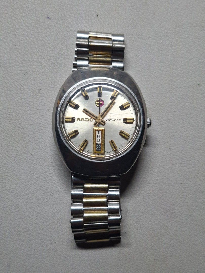 Rado Voyager Cushion Case Swiss Automatic (Category: Men's Watches) located in Iloilo. Submitted by KCY_Timepieces (Listing ID 1469609626, Image 1). Description: Model: Rado Material: Stainless steel Color: Champagne Bracelet: Rado Case Size: 35mm Lug Width: 18mm Inclusions: Watch Only *********************************************** MOP: COD/COP, Bank Transfer, Gcash All deposits are non refundable and non transferable to another item All sales a