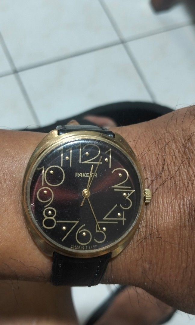 Raketa (Paketa)USSR (Category: Men's Watches) located in San Jose. Submitted by lenlorie3649 (Listing ID 1469622589, Image 1). Description: Raketa Paketa USSR vintage manual wind Retro mechanical Approximately 40-45 hours power reserve 39mm case choco brown Dial plaque good running condition.