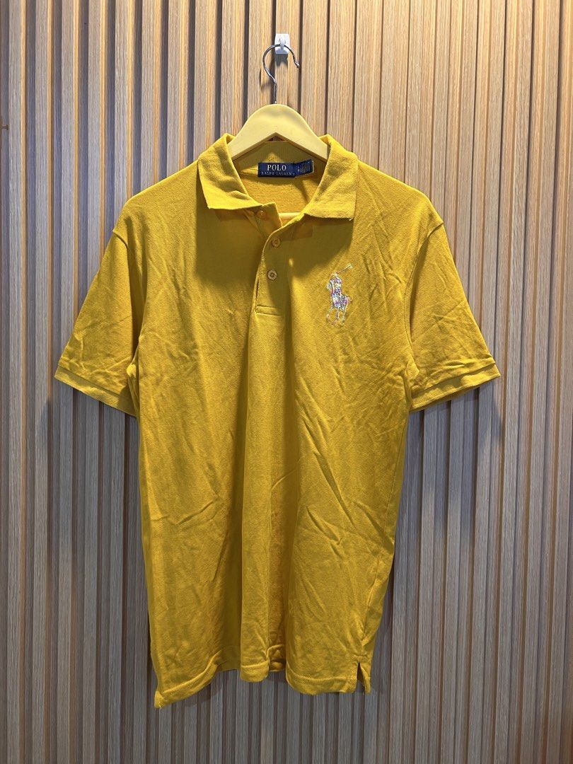 RALPH LAUREN (Category: Tshirts & Polo Shirts ) located in Tubod. Submitted by just_thrift.1 (Listing ID 1469629179, Image 1). Description: RALPH LAUREN Size: Medium - Large Dimes: 20 x 28 Color Rate: 9.8/10 Excellent Condition Issue None Need Wash MINE: ₱500 .