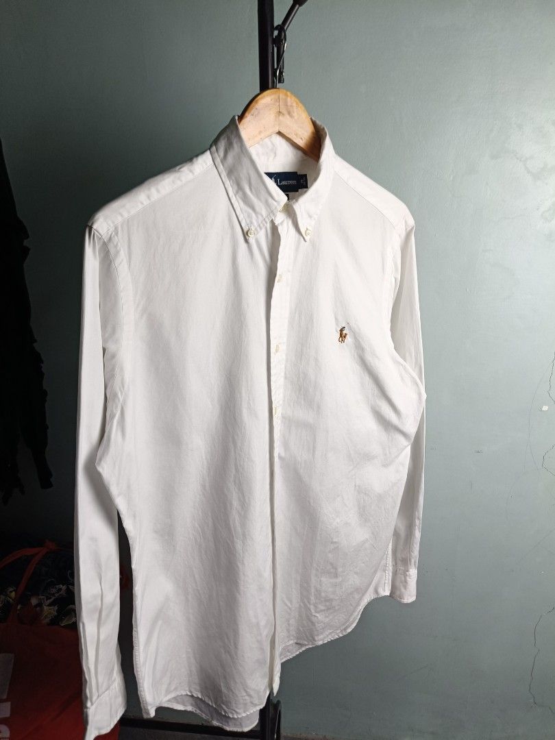 Ralph Lauren (Category: Tshirts & Polo Shirts ) located in Valenzuela. Submitted by 2ndhandmarket.ph (Listing ID 1469663125, Image 1). Description: Ralph Lauren Size: Medium to Large Width: 21.5 Length: 30 front 30.5 back No issues Good as new.