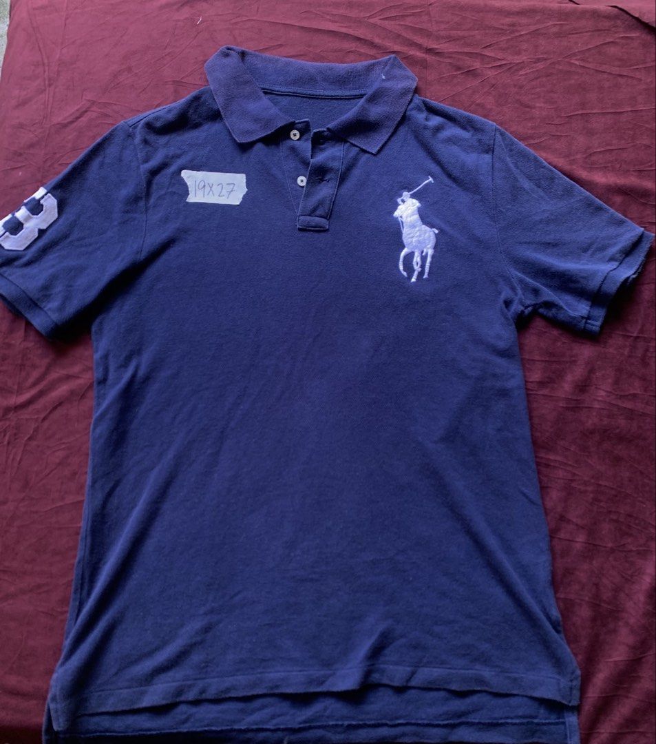 Ralph Lauren (Category: Formal Shirts) located in Iloilo. Submitted by oddymer (Listing ID 1469679027, Image 1). Description: Medium size 20 x 27 kayo napo mag husga sa picture Complete tags no neck tags.