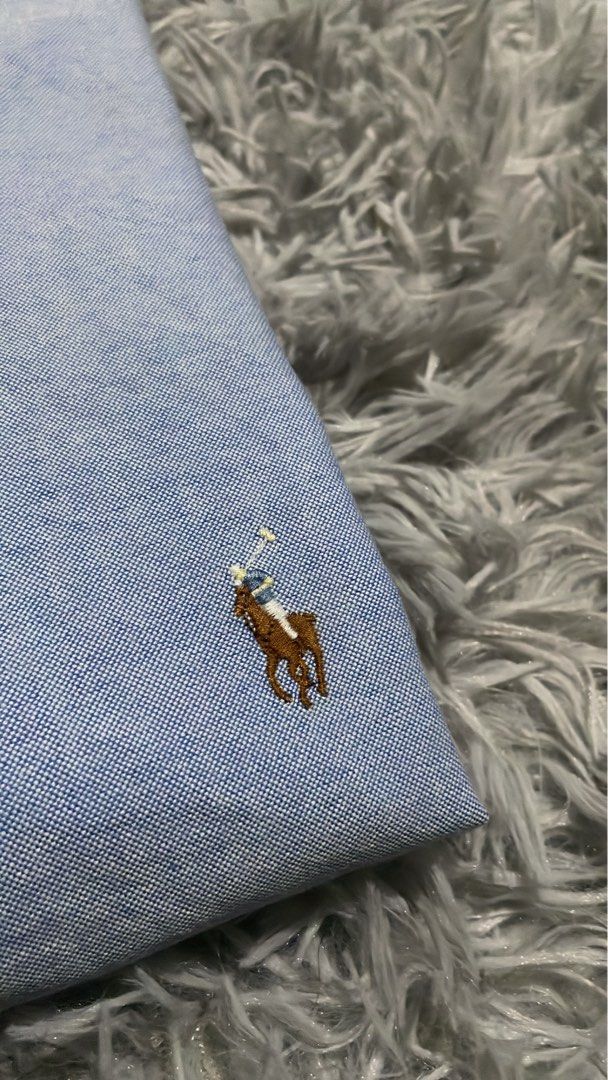 Ralph Lauren Classic Fit Oxford Multi Colored Pony Button Down Light Blue LS With Qr Code (Category: Tshirts & Polo Shirts ) located in Cebu City. Submitted by johnova18 (Listing ID 1469683883, Image 2). Description: Ralph Lauren Classic Fit Oxford Multi Colored Pony Button Down Light Blue LS With Qr Code Authentic ✅ Size: Small Width: 20.5 Length: 28 Color rate: 10/10 Pristine condition Good As New 4000 + shipping fee Location: Cebu City.