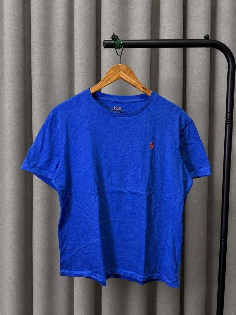 RALPH LAUREN CREW NECK SHIRT (Category: Tshirts & Polo Shirts ) located in Davao. Submitted by blazing.rachel02 (Listing ID 1469582900, Image 1). Description: 22 x 26 (fits large) Bagong bago pa No issue Can do VC with the actual item.