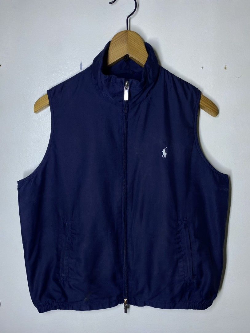 RALPH LAUREN GOLF VEST (Category: Coats, Jackets and Outerwear) located in Manila. Submitted by lunaras_declutter (Listing ID 1469671973, Image 2). Description: EXCELLENT CONDITION 9.5 COLOR RATE SMALL TO MEDIUM.